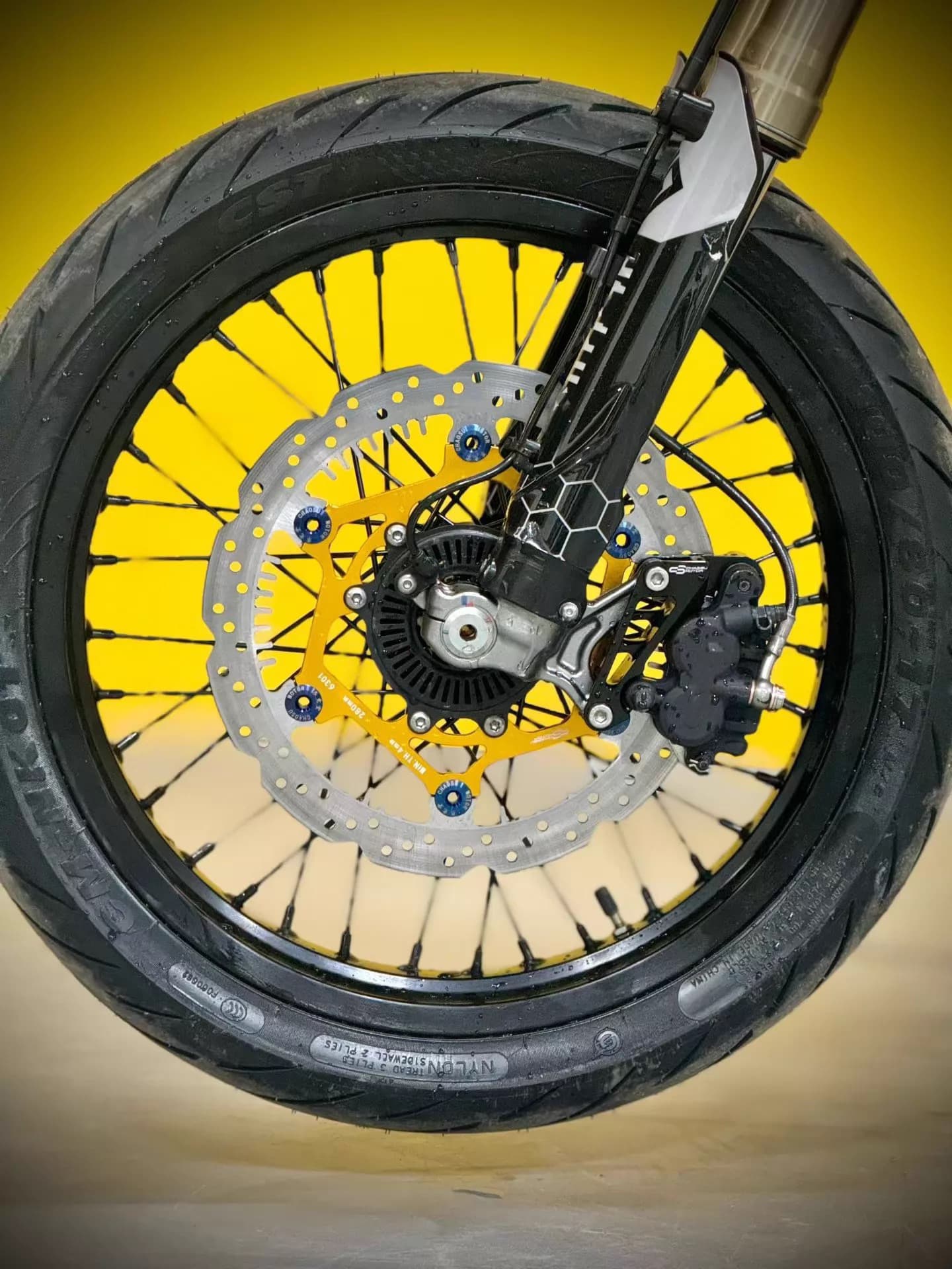 Ultra Bee Complete Brake Upgra - đánh giá và giá Front Rear Brake Caliper Bracket Kit